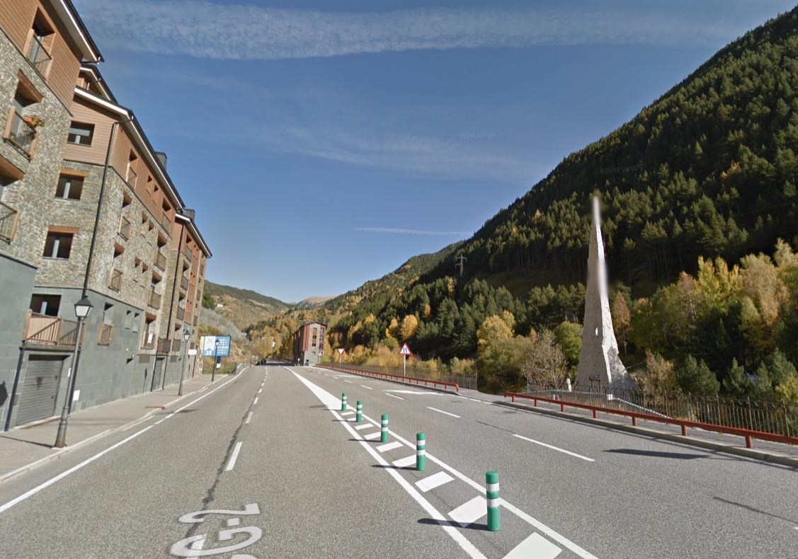 Edificio en venta en Canillo, 809 metros