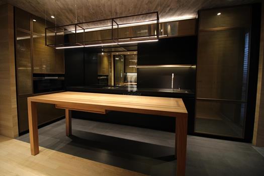 Piso en venta de 4 habitaciones en Ordino con terraza y parking