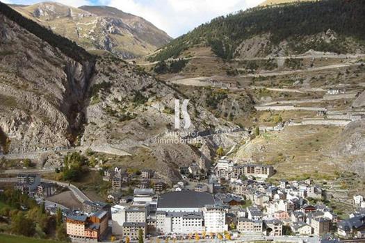 Terreno en venta en Canillo