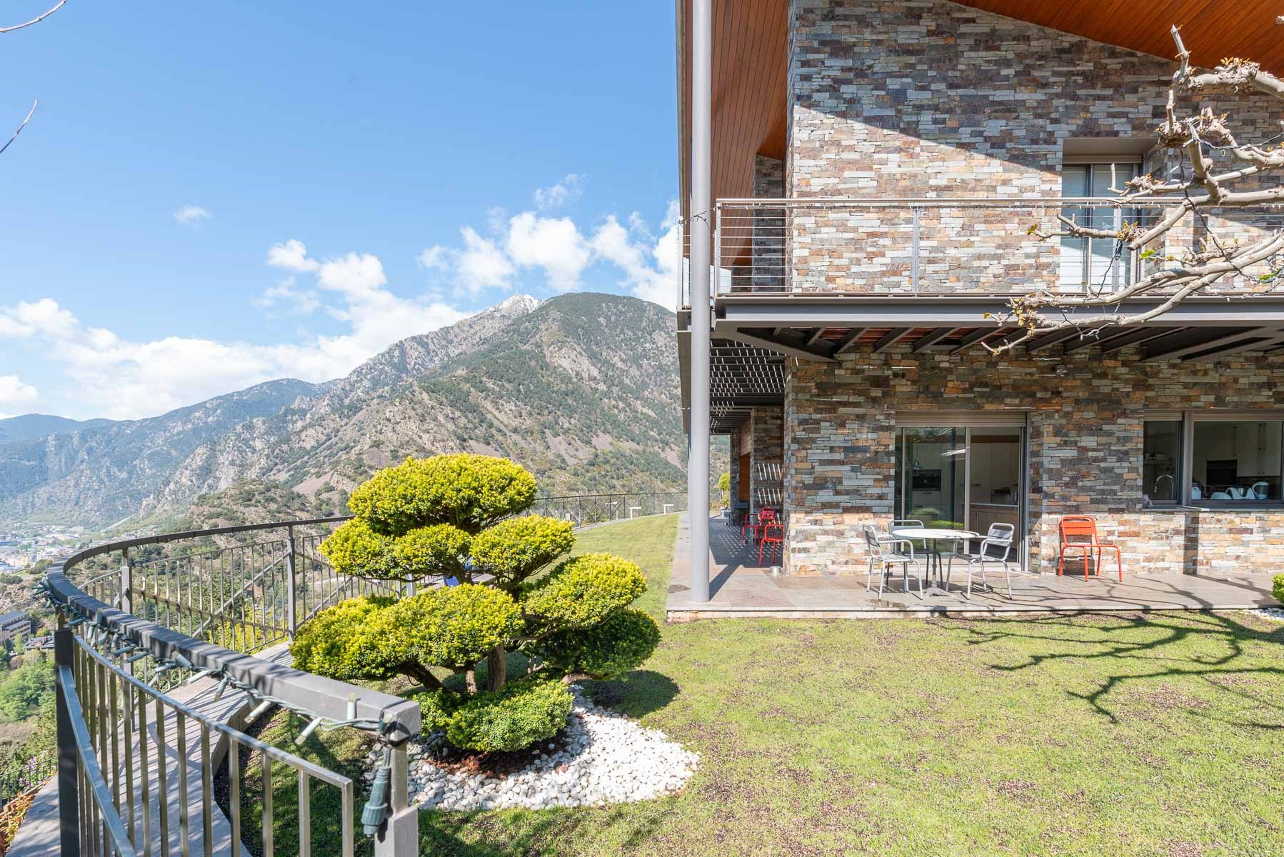 Chalet en venta en Escaldes Engordany, 4 habitaciones, 1533 metros