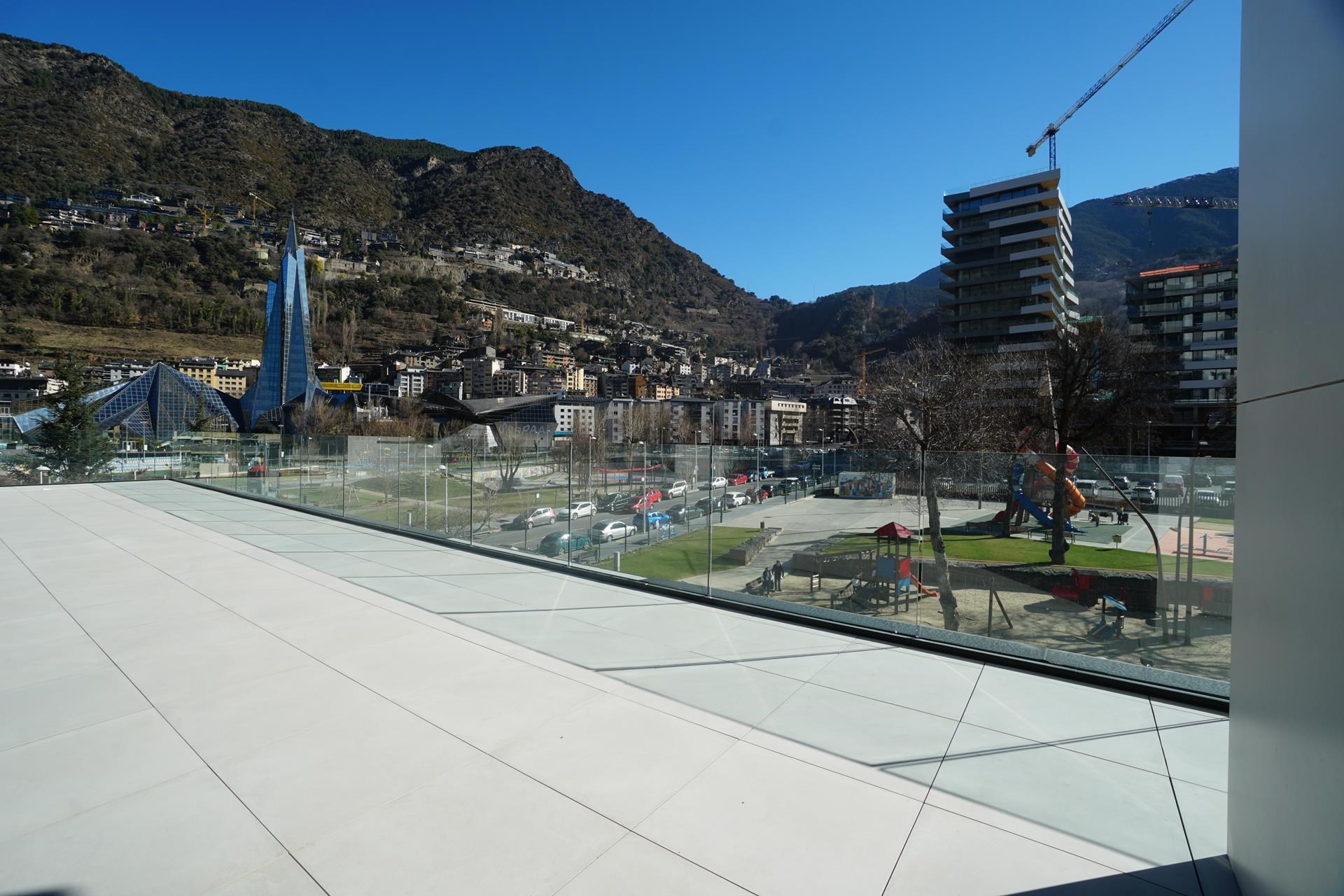 Despacho en venta en Escaldes Engordany, 352 metros