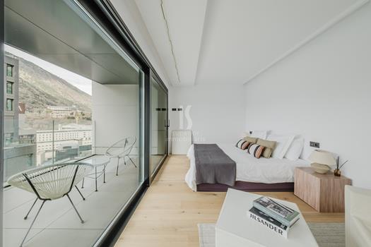 Duplex for sale with 3 bedrooms in Escaldes-Engordany with terrace