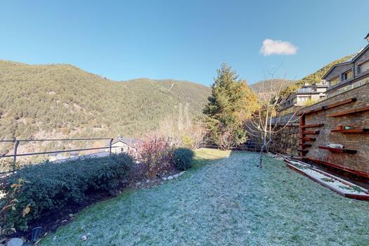 Casa en venta de 4 habitaciones en Anyós (La Massana) con terraza