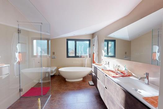 Casa en venta de 4 habitaciones en Anyós (La Massana) con terraza