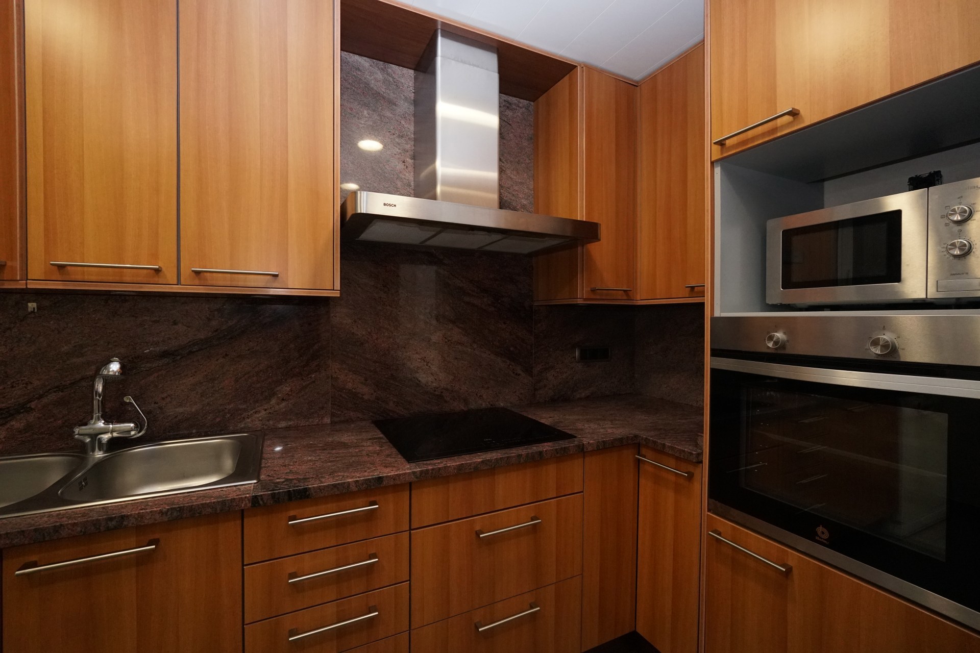Pis de lloguer a Andorra la Vella, 3 habitacions, 100 metres