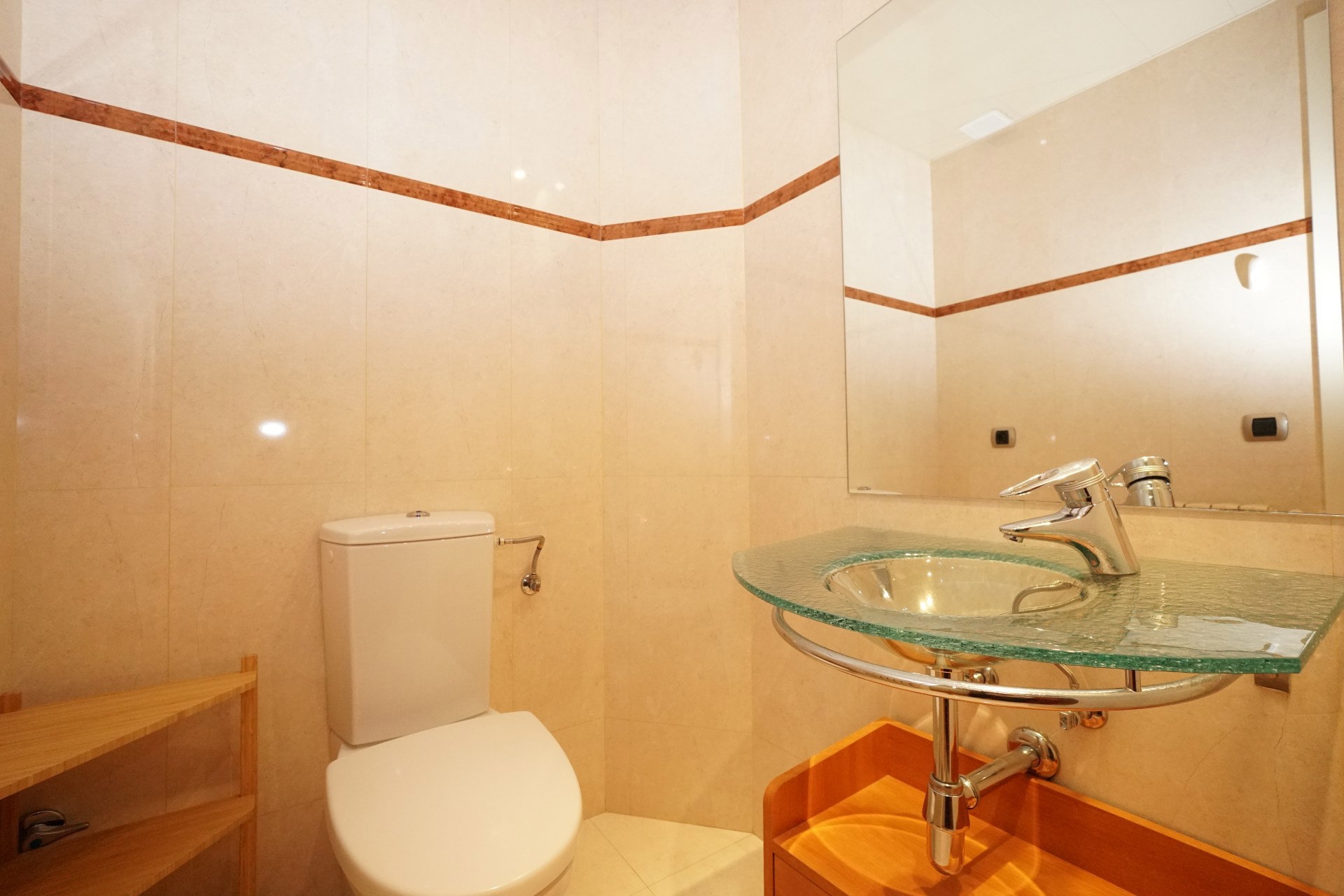 Pis de lloguer a Andorra la Vella, 3 habitacions, 100 metres