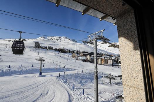 Piso en venta de 3 habitaciones en El Pas de la Casa (Encamp) con parking