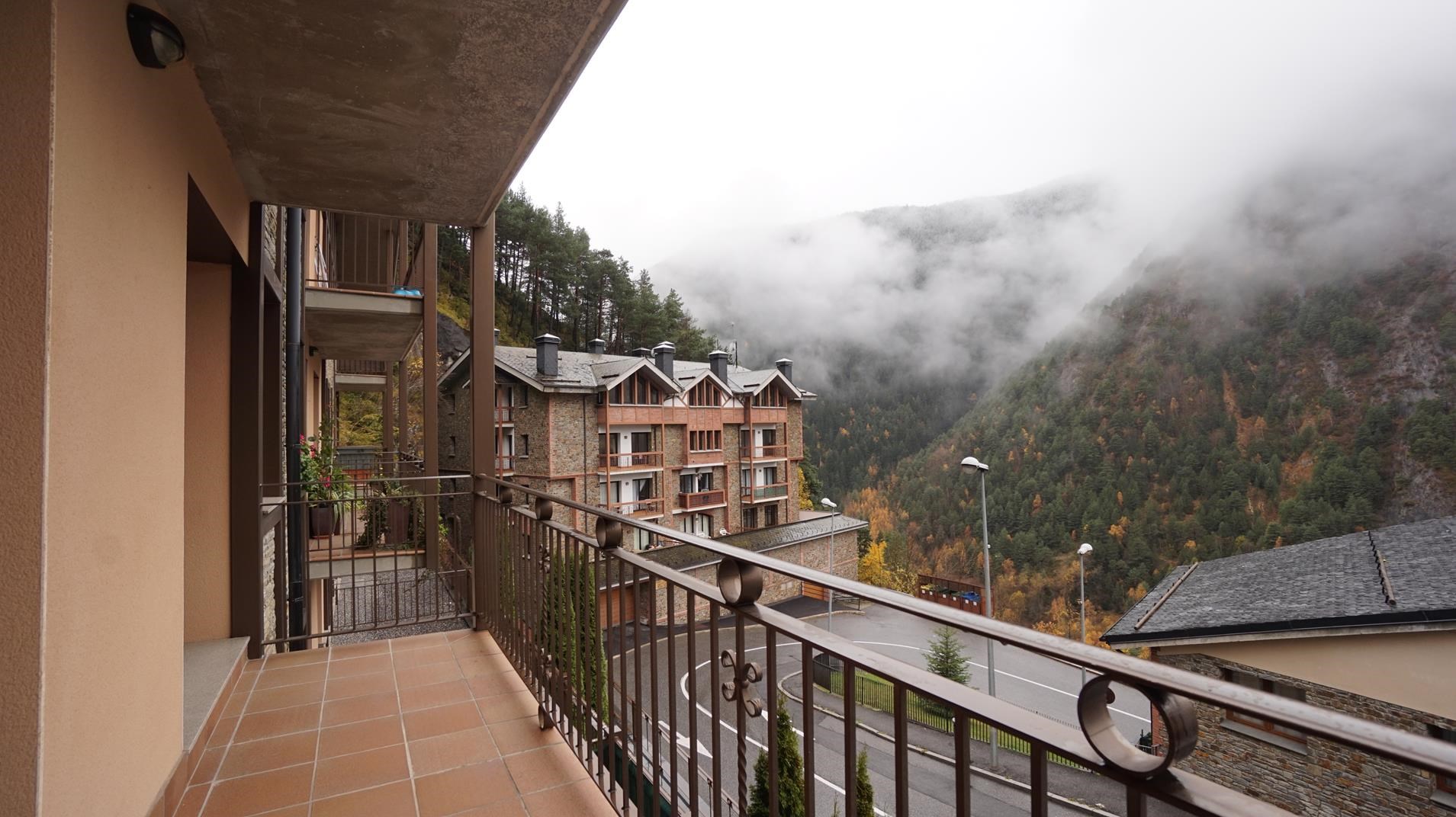 Pis en venda a Arinsal, 2 habitacions, 96 metres