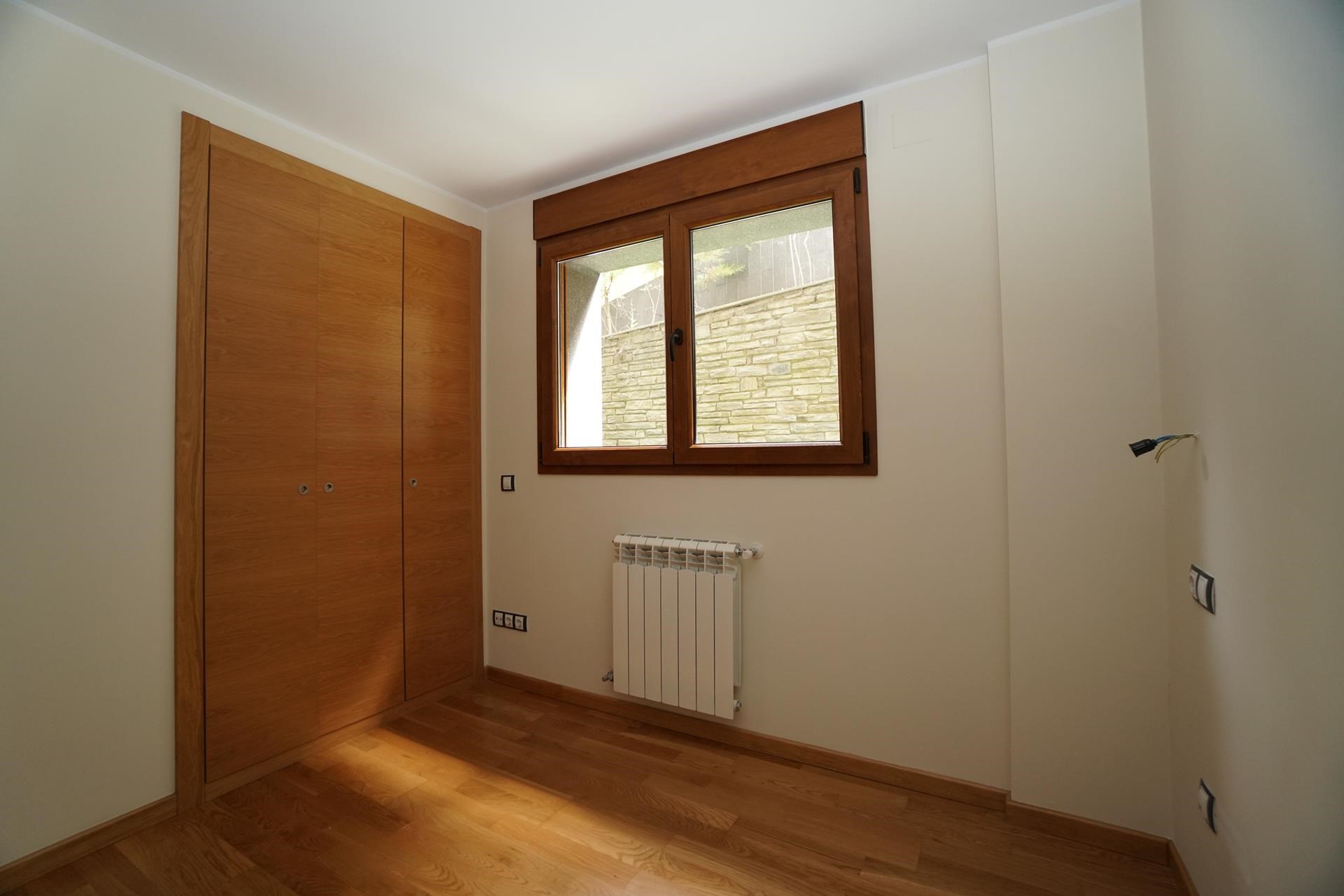 Pis en venda a Ordino, 3 habitacions, 157 metres
