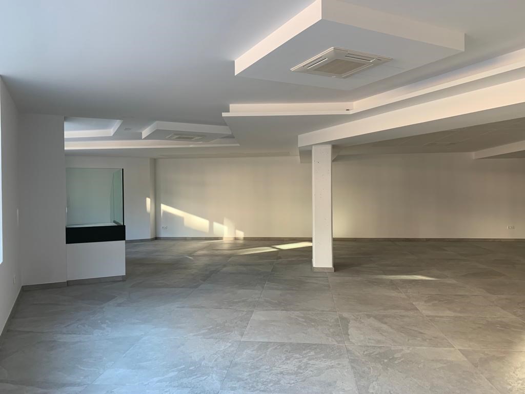 Local comercial de lloguer a Escaldes Engordany, 262 metres
