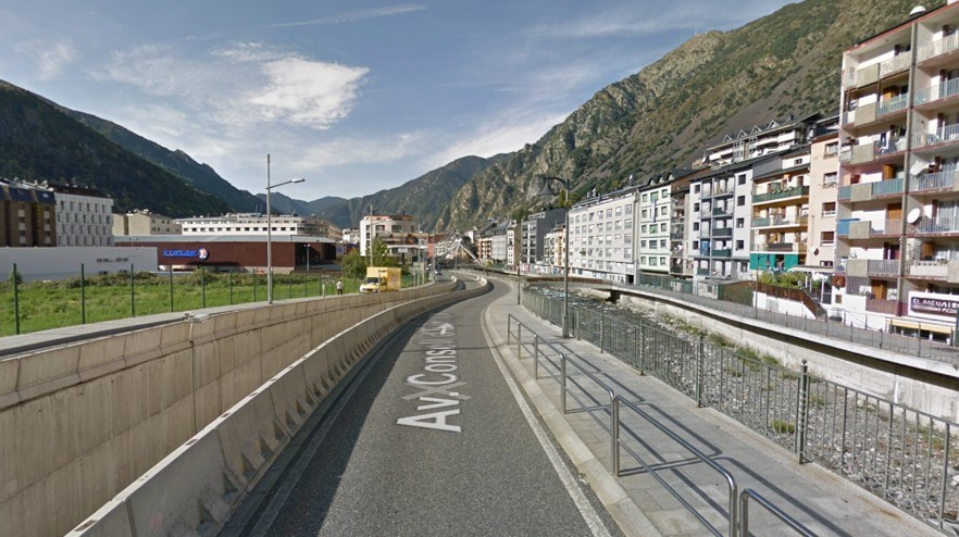 Edificio en venta en Andorra la Vella, 1433 metros