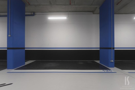 Piso en alquiler de 3 habitaciones en Escaldes-Engordany con terraza y parking