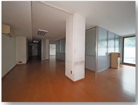 Local comercial en venta en Encamp, 141 metros