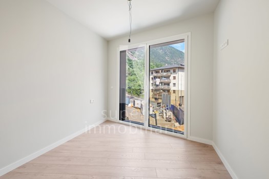 Appartement à location avec 2 chambres en Escaldes-Engordany avec terrasse et parking
