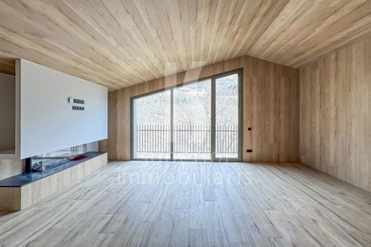 Piso en venta de 2 habitaciones en El Tarter (Canillo) con terraza y parking