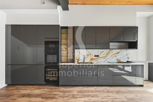 Appartement dernier étage à vente avec 5 chambres en El Tarter (Canillo) avec terrasse et parking