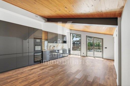Appartement dernier étage à vente avec 5 chambres en El Tarter (Canillo) avec terrasse et parking