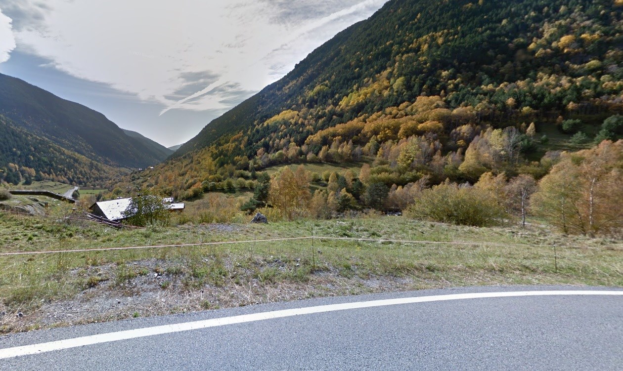 Building for sale in El Tarter (Canillo) with parking
