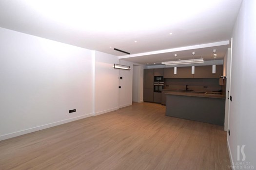 Piso en alquiler de 3 habitaciones en Escaldes-Engordany con terraza y parking