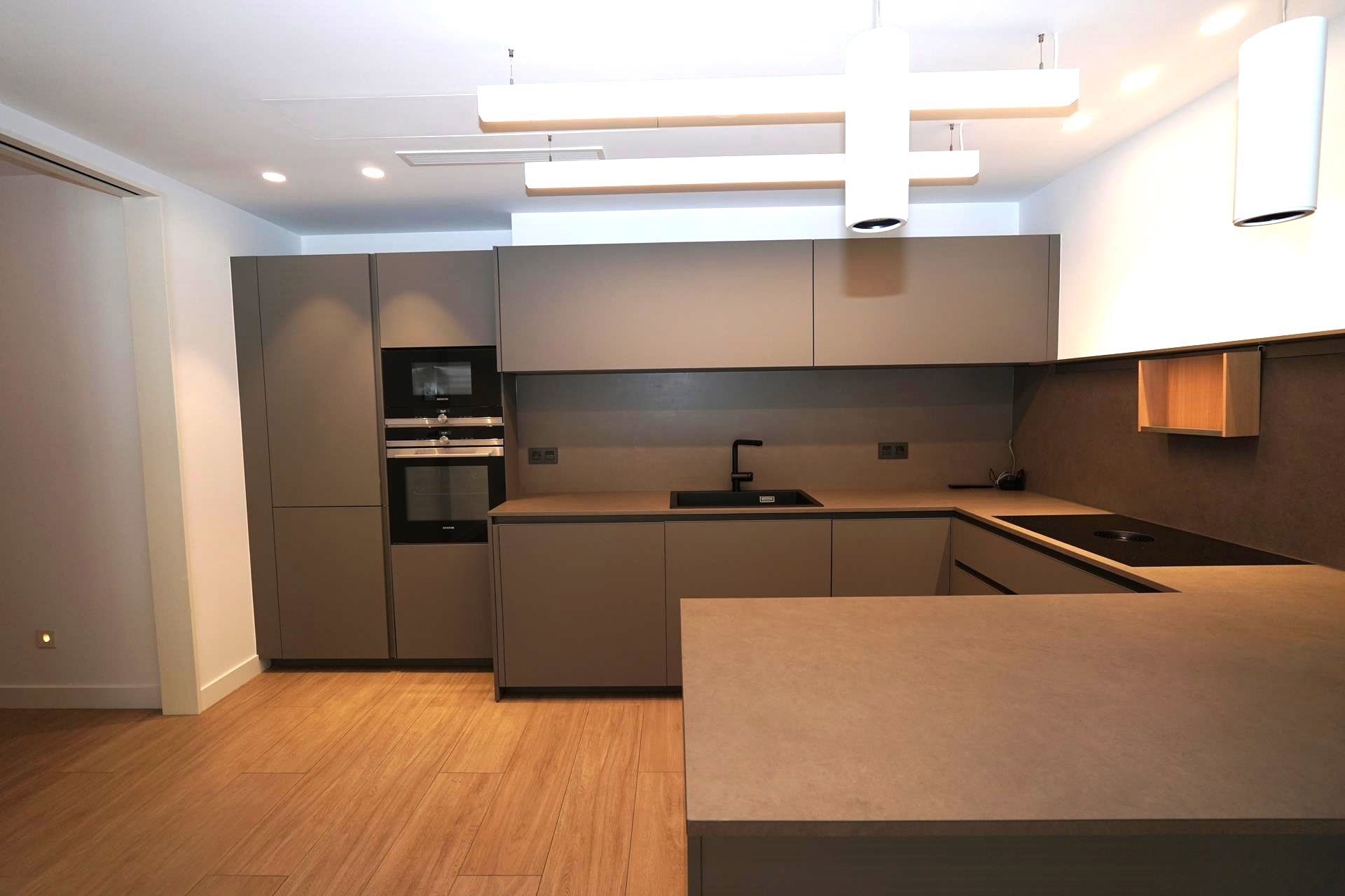 Apartment for rent with 3 bedrooms in Escaldes-Engordany with terrace and parking