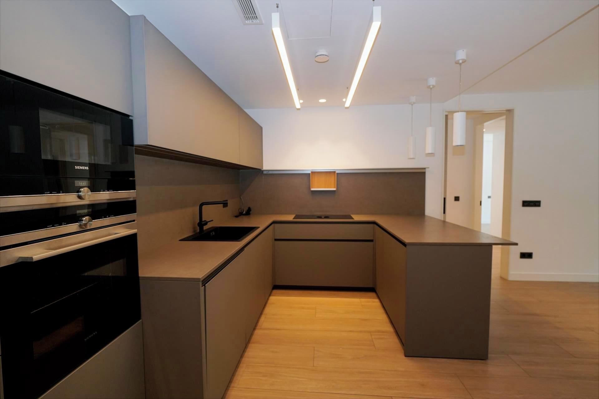 Apartment for rent with 3 bedrooms in Escaldes-Engordany with terrace and parking