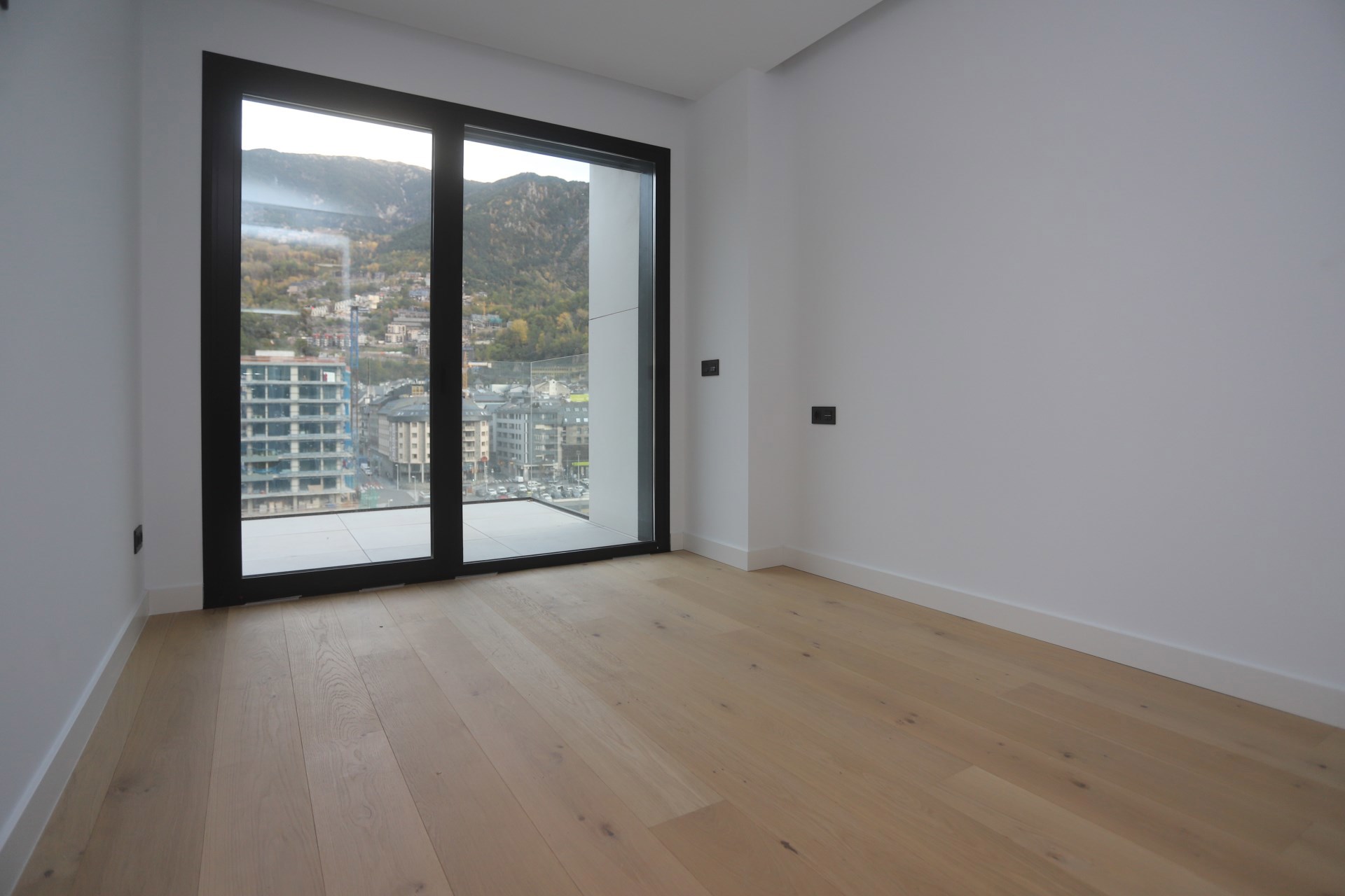 Piso en alquiler de 3 habitaciones en Escaldes-Engordany con terraza y parking