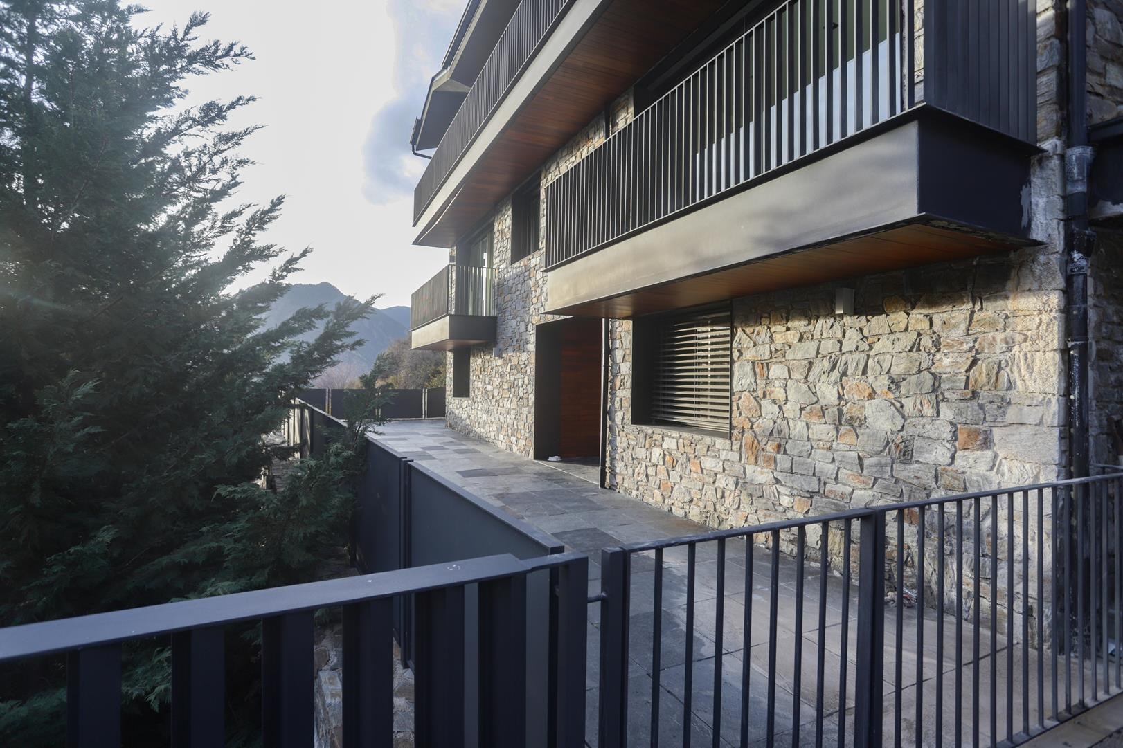 Xalet en venda a Certers, 3 habitacions, 387 metres