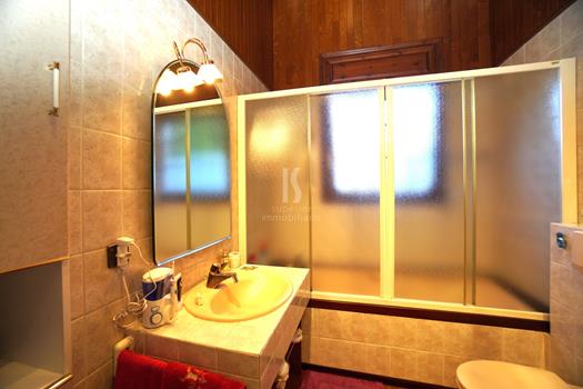 Casa en venta de 4 habitaciones en Andorra la Vella con terraza y parking