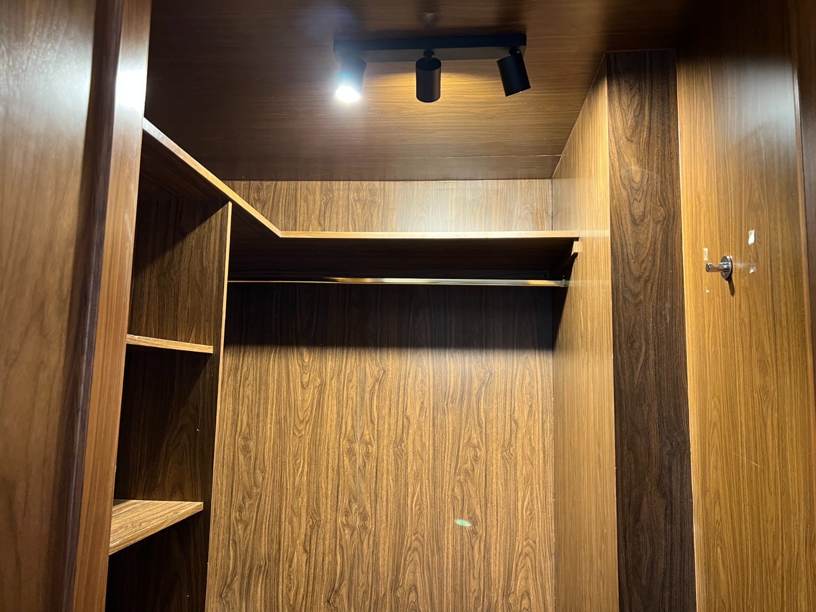 Apartment for rent with 4 bedrooms in Andorra la Vella with parking
