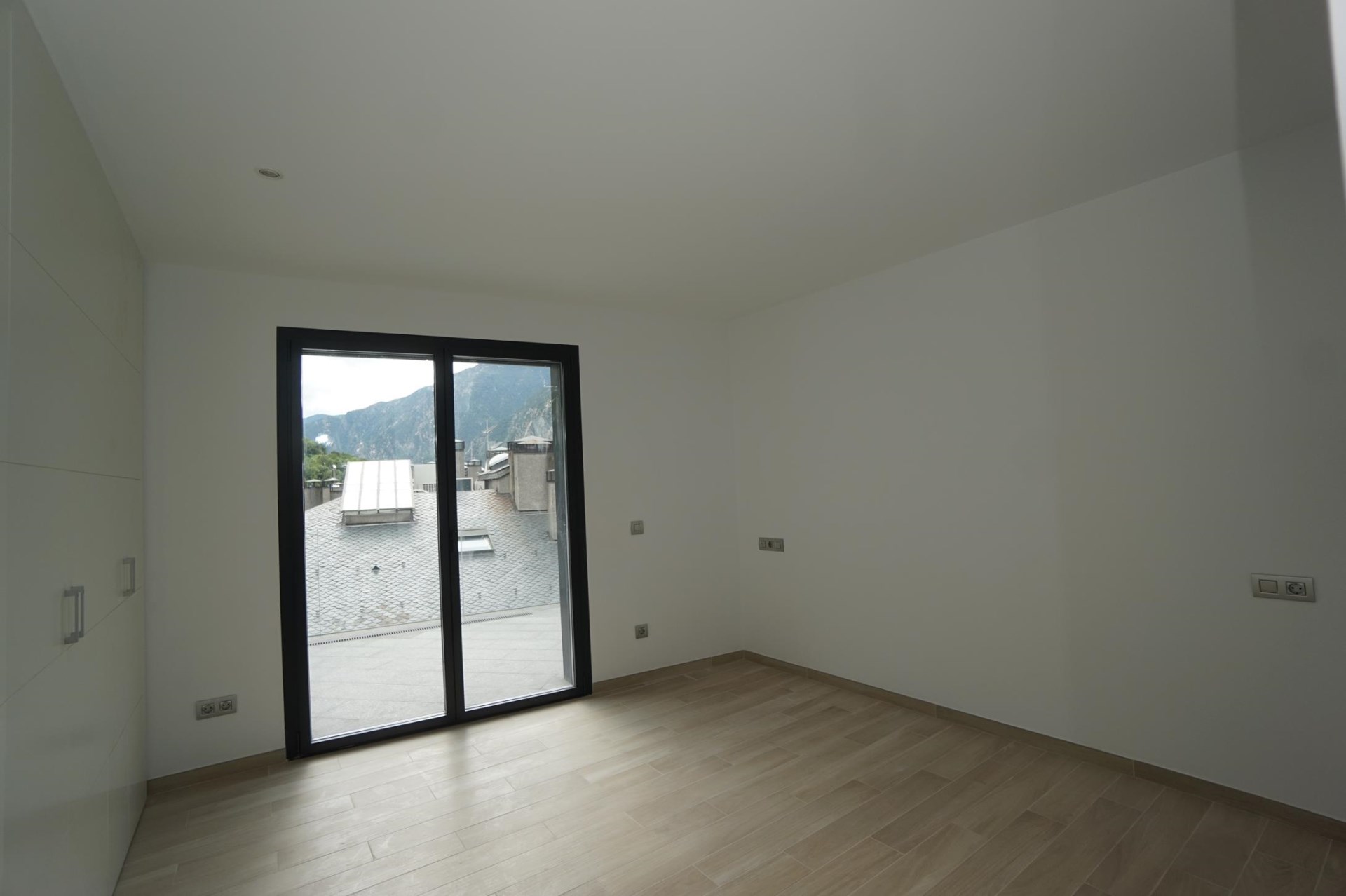 Pis de lloguer a Andorra la Vella, 3 habitacions, 166 metres