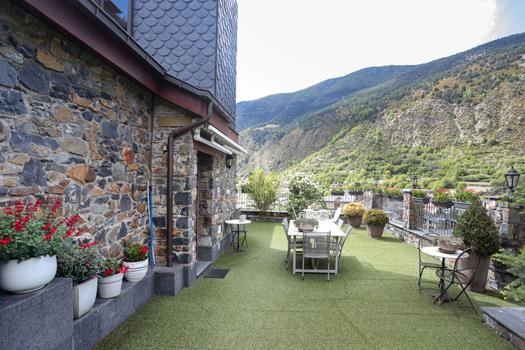 Maison à la vente avec 6 chambres en Encamp avec terrasse et parking