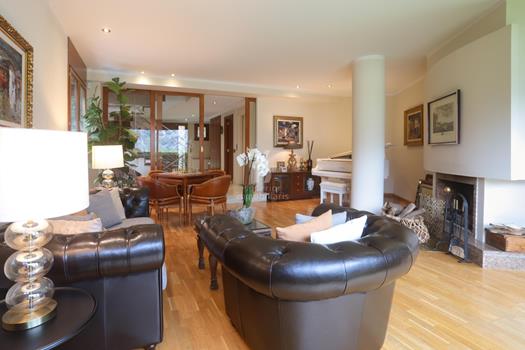 Casa en venta de 5 habitaciones en Andorra la Vella con parking