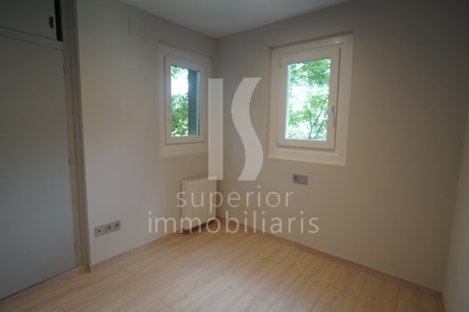 Dúplex en alquiler de 4 habitaciones en Escaldes-Engordany con parking