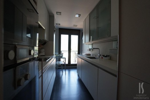 Piso en alquiler de 4 habitaciones en Escaldes-Engordany con terraza y parking