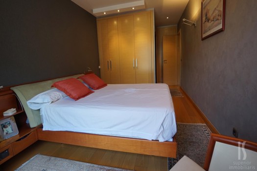 Piso en alquiler de 4 habitaciones en Escaldes-Engordany con terraza y parking