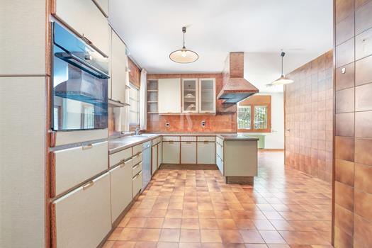Maison à la vente avec 5 chambres en Sant Julià de Lòria avec terrasse et parking