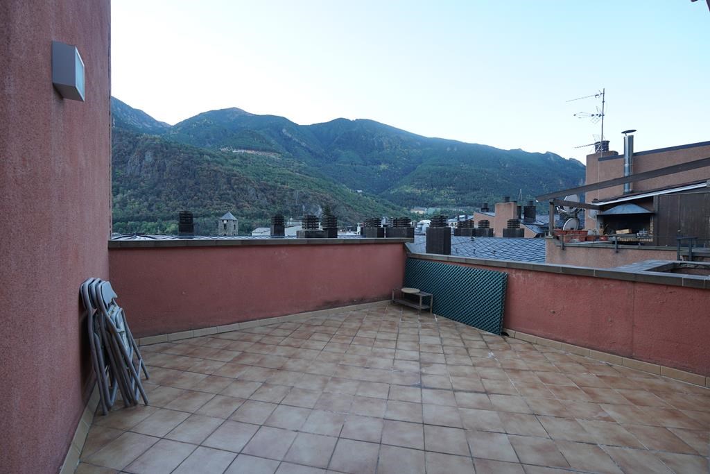 Piso de alquiler en Andorra la Vella, 3 habitaciones, 103 metros