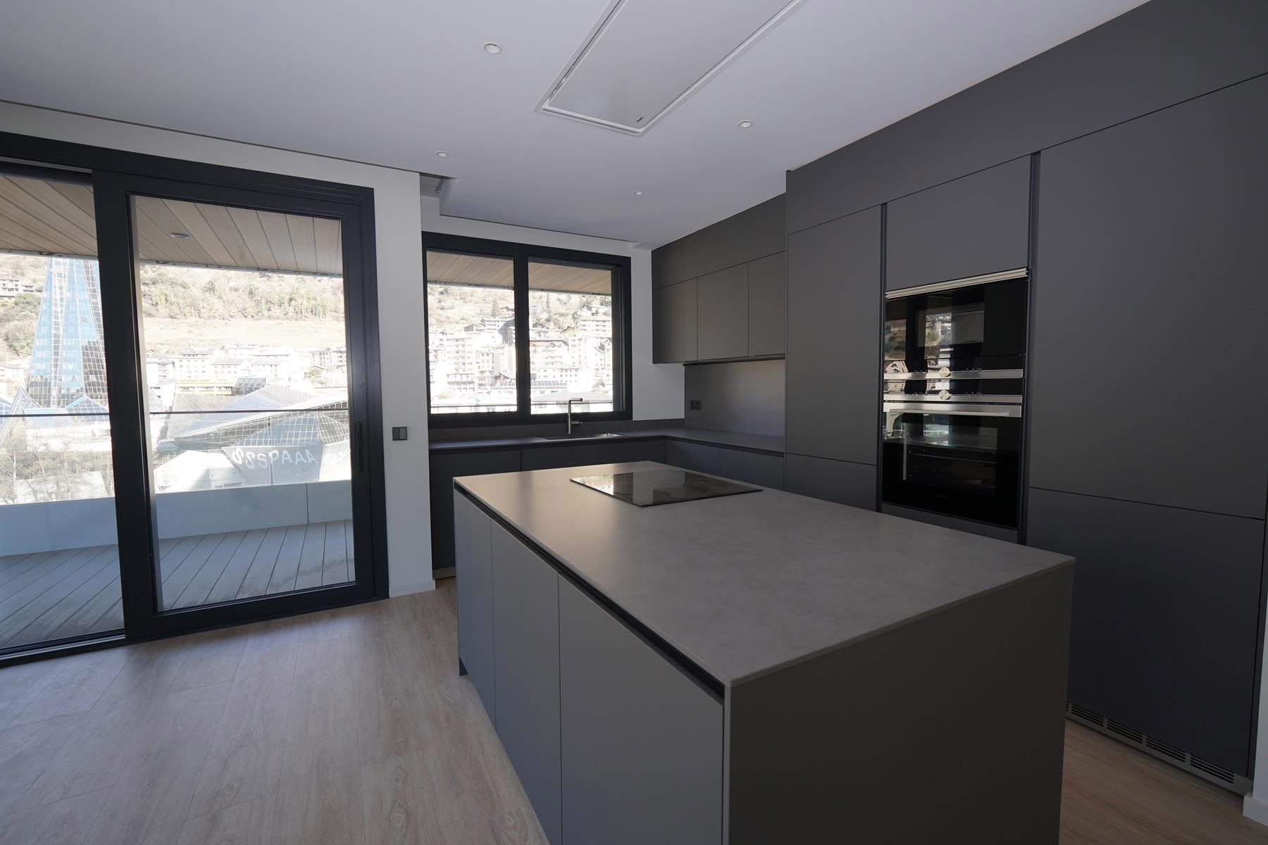 Apartament en lloguer de 3 habitacions a Escaldes-Engordany amb terrassa i parking