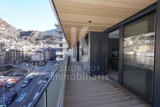 Apartament en lloguer de 3 habitacions a Escaldes-Engordany amb terrassa i parking