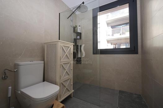 Ático en venta de 3 habitaciones en Santa Coloma d'Andorra (Andorra la Vella) con terraza y parking