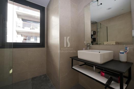 Ático en venta de 3 habitaciones en Santa Coloma d'Andorra (Andorra la Vella) con terraza y parking
