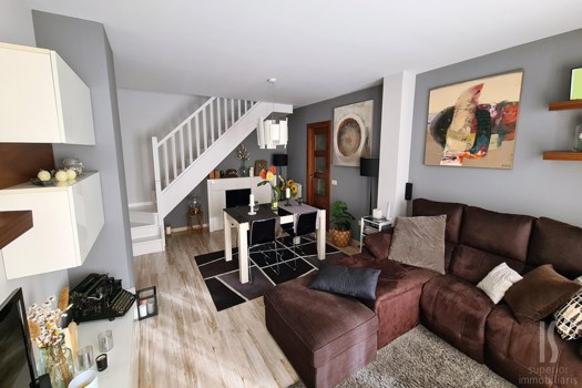 Dúplex en alquiler de 3 habitaciones en Ordino