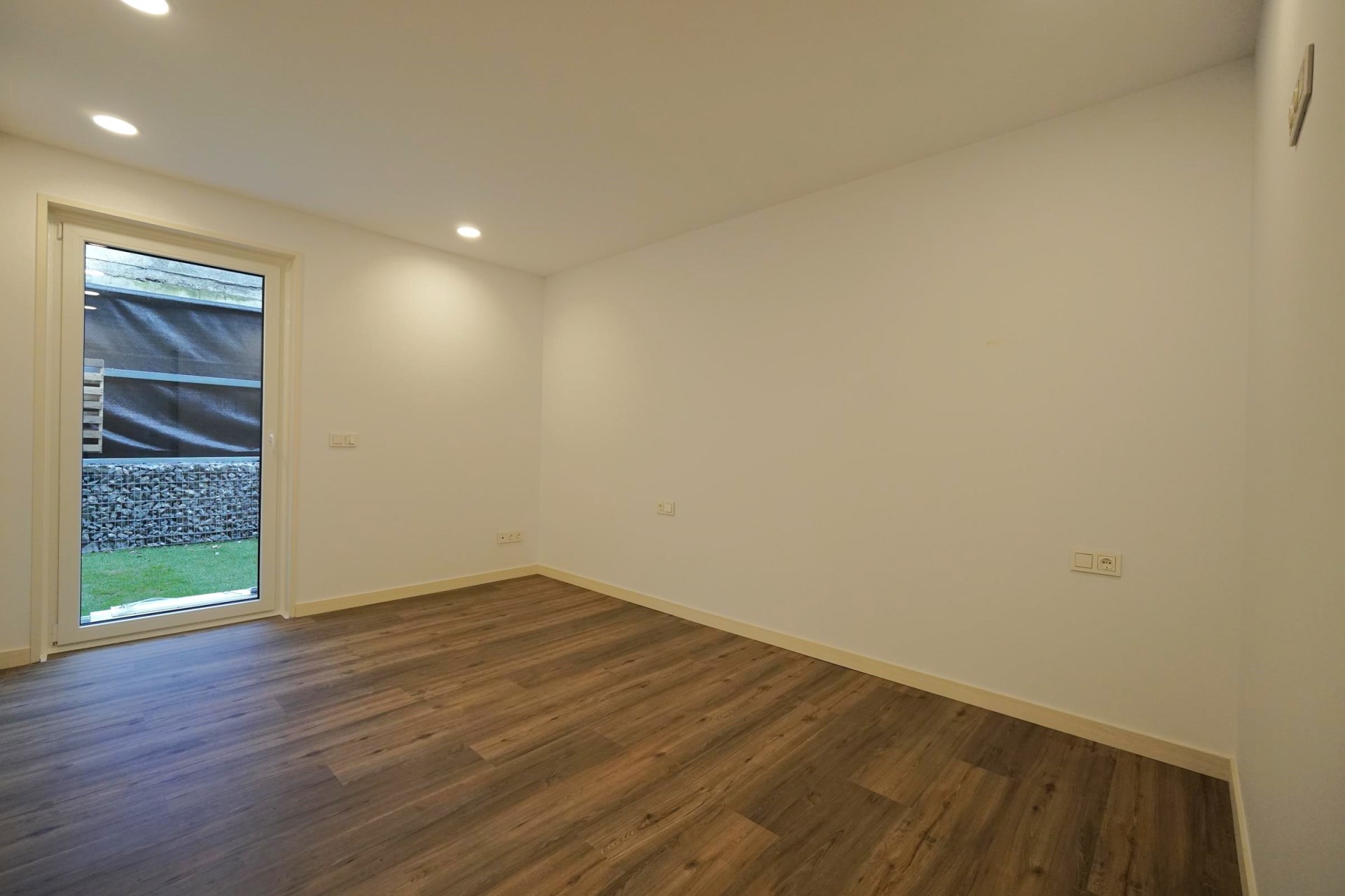 Piso de alquiler en Ordino, 3 habitaciones, 145 metros