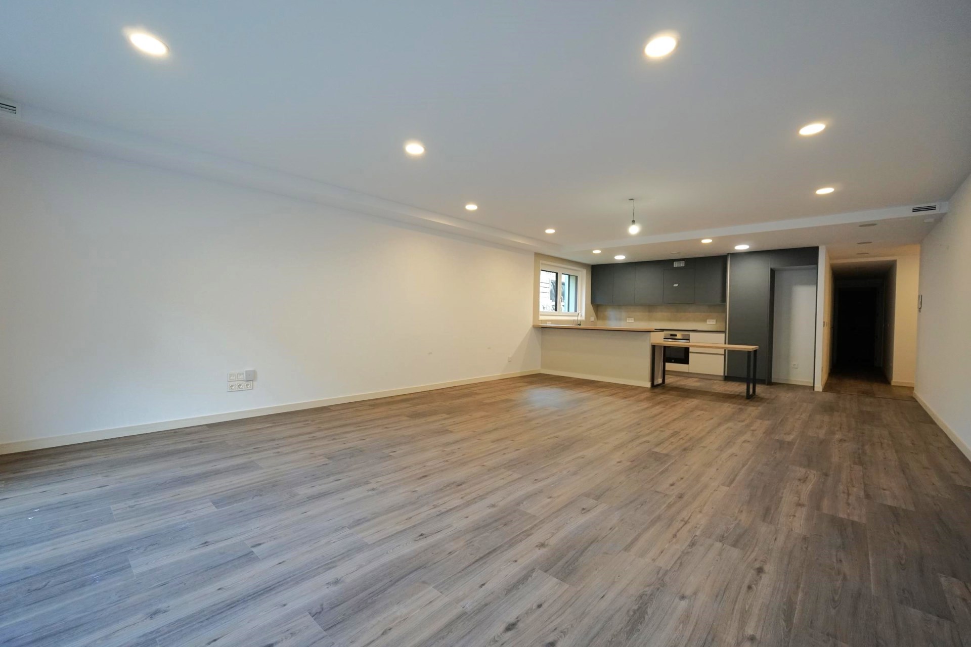Piso de alquiler en Ordino, 3 habitaciones, 145 metros