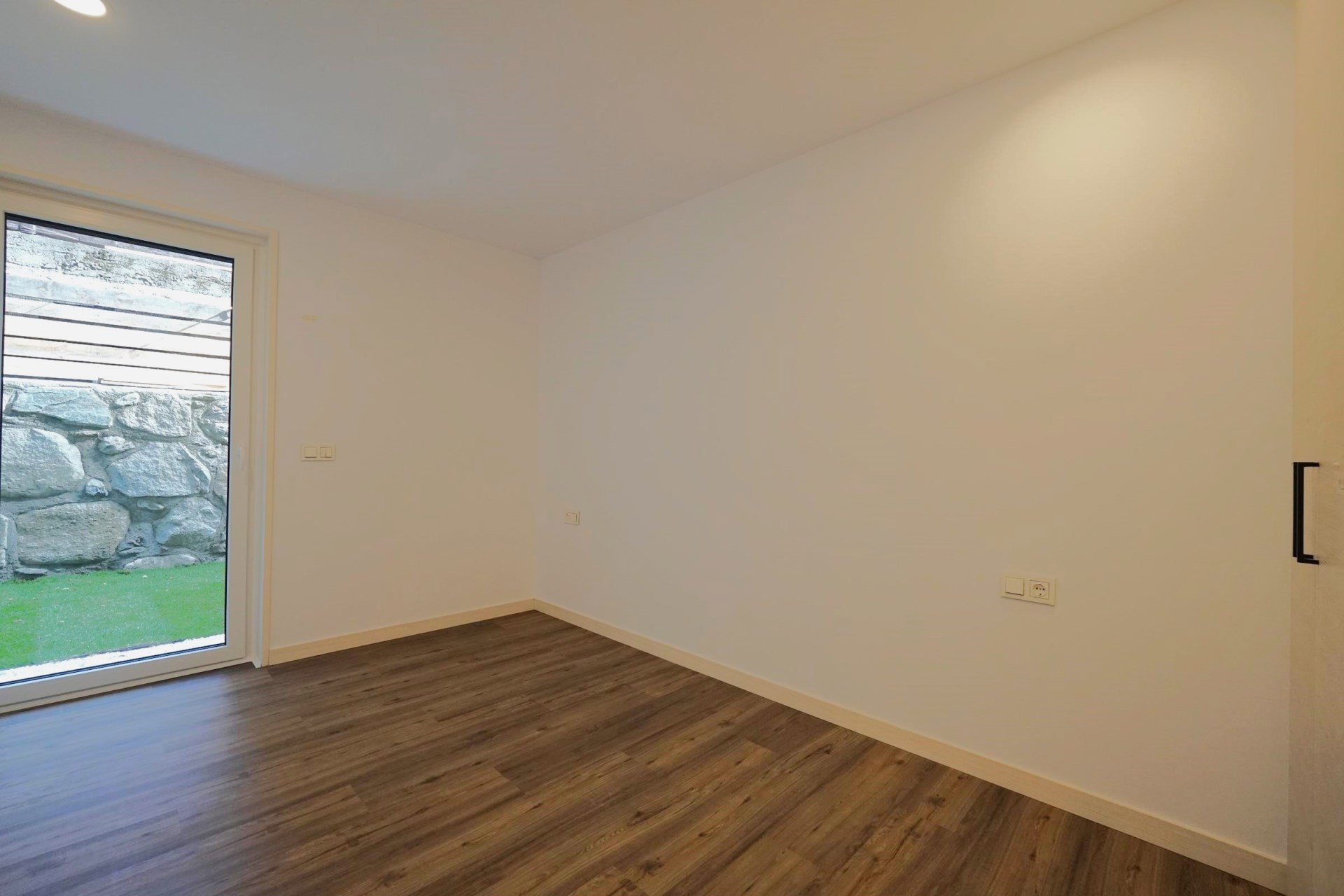 Piso de alquiler en Ordino, 3 habitaciones, 145 metros
