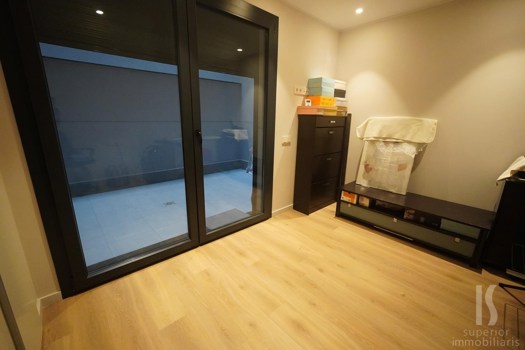 Piso en venta de 3 habitaciones en Andorra la Vella con terraza y parking