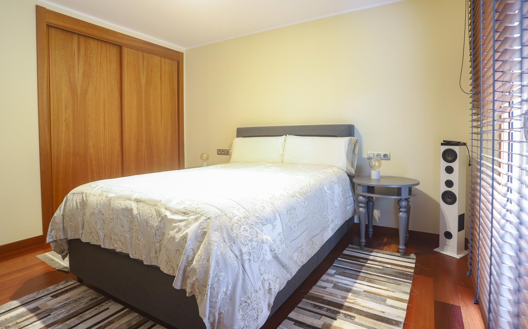 Piso de alquiler en Escaldes Engordany, 4 habitaciones, 319 metros