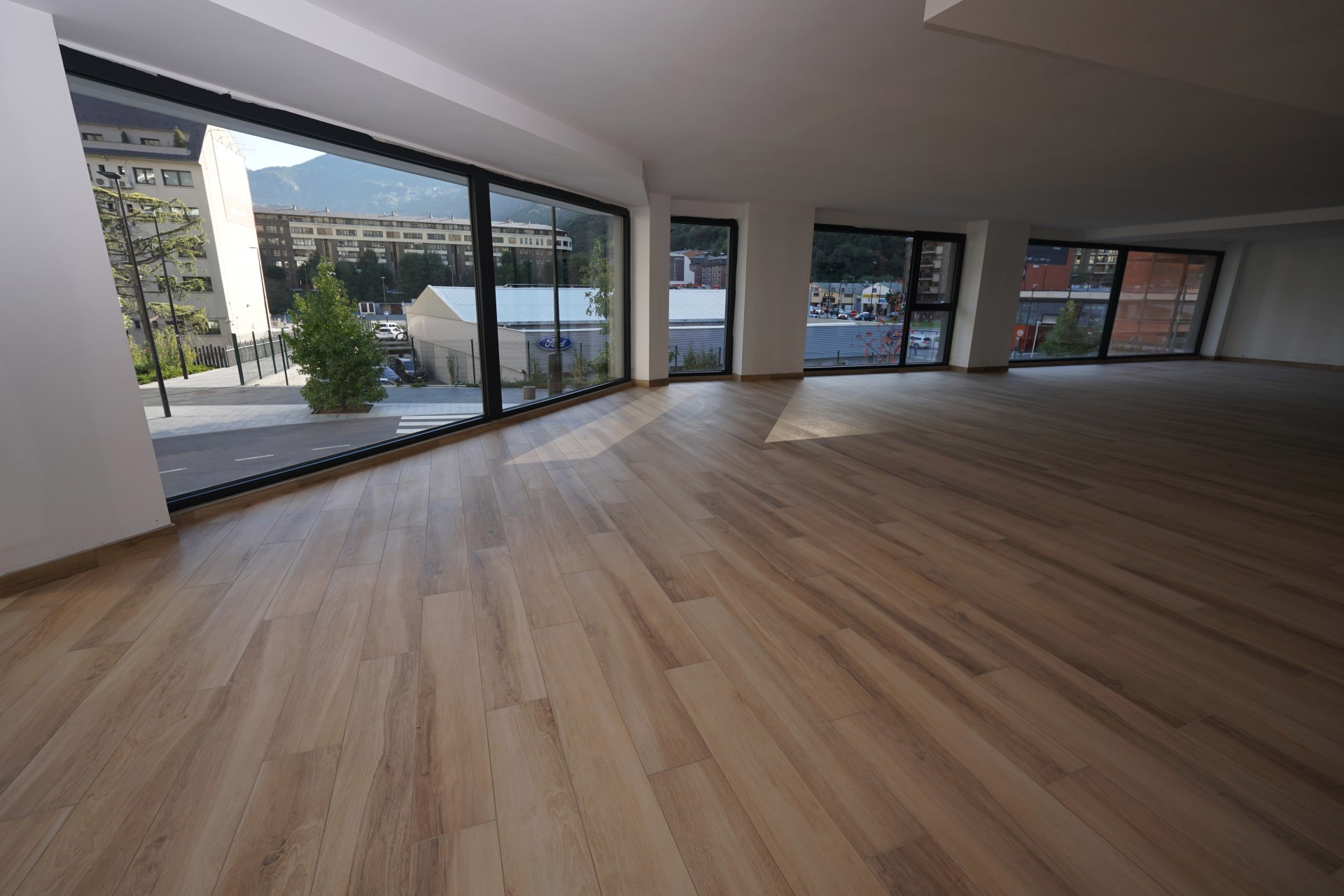 Oficina / despatx en lloguer a Andorra la Vella amb terrassa