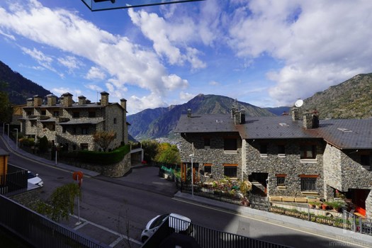 Piso en alquiler de 3 habitaciones en Escaldes-Engordany con terraza y parking