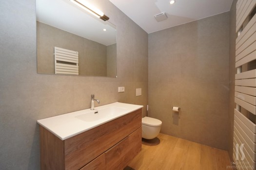 Piso en alquiler de 3 habitaciones en Escaldes-Engordany con terraza y parking